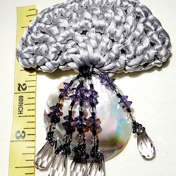 Periwinkle soft grey shell brooch  cascading faceted beads iridescent crochet - Picture 5 of 8